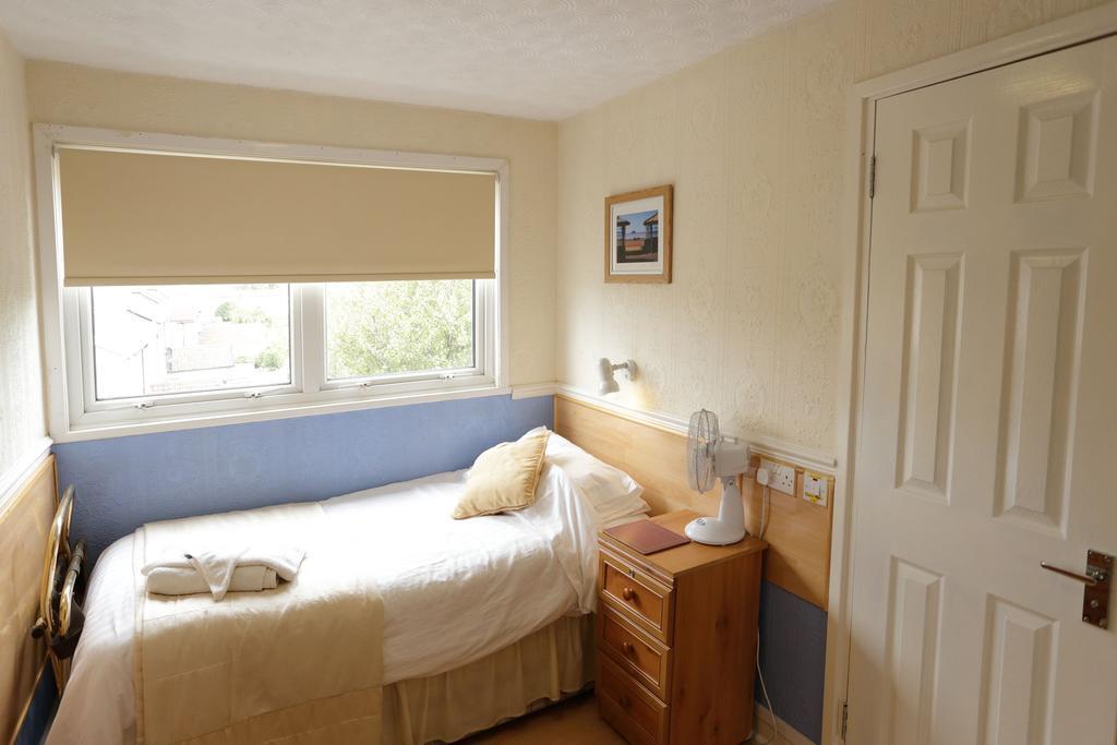Saxonia Guest House ウェストン・スパー・メア 部屋 写真